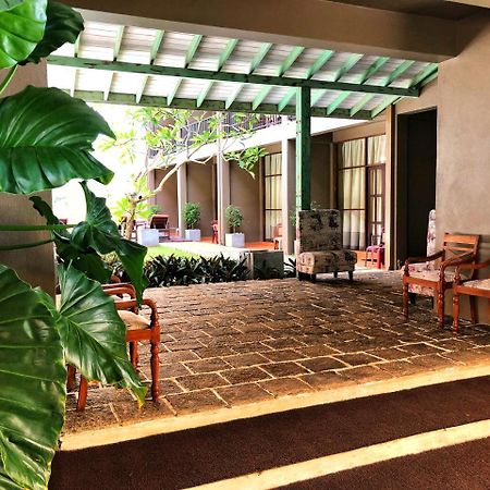 Waves By Tranquil Hotel Negombo Exterior foto