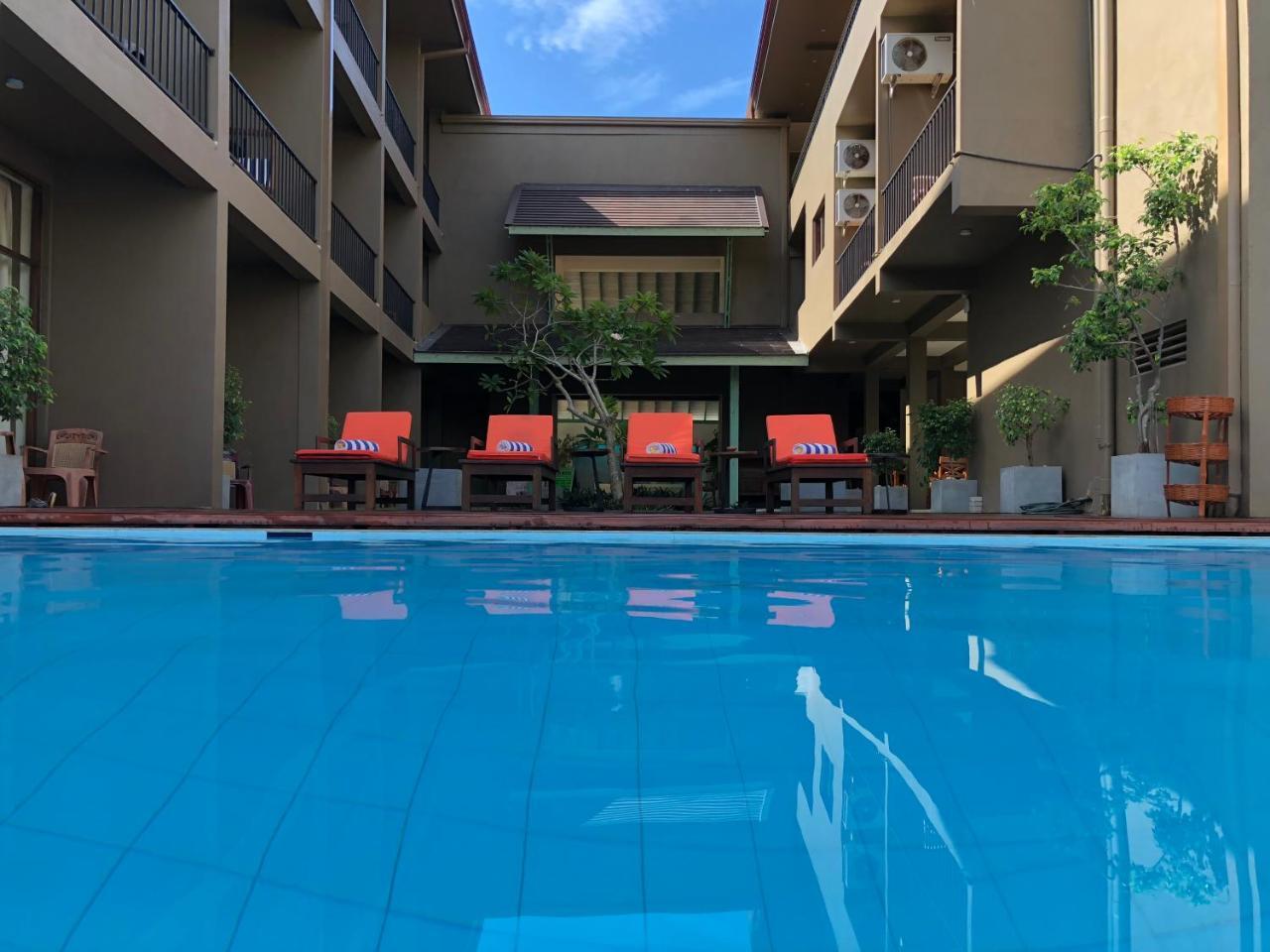 Waves By Tranquil Hotel Negombo Exterior foto